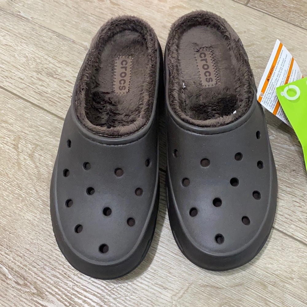 Crocs clog